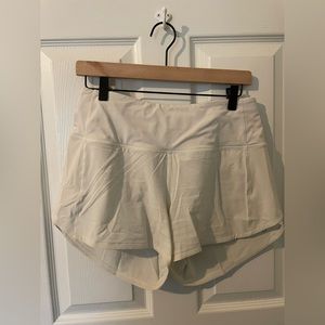Lululemon Speed Up Shorts High Rise 4” Inseam Size 6 (Bone)